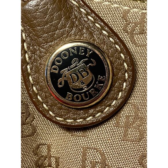 Dooney & Bourke Tan Brown Logo Print Mini Bucket Bag Purse 6x8 in Zipper fob EUC - Picture 7 of 15